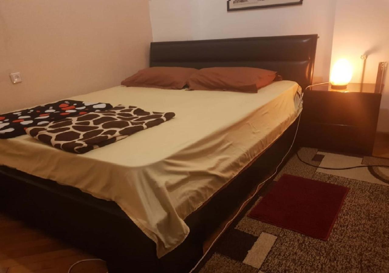 Taj Hostel Tbilisi Zewnętrze zdjęcie