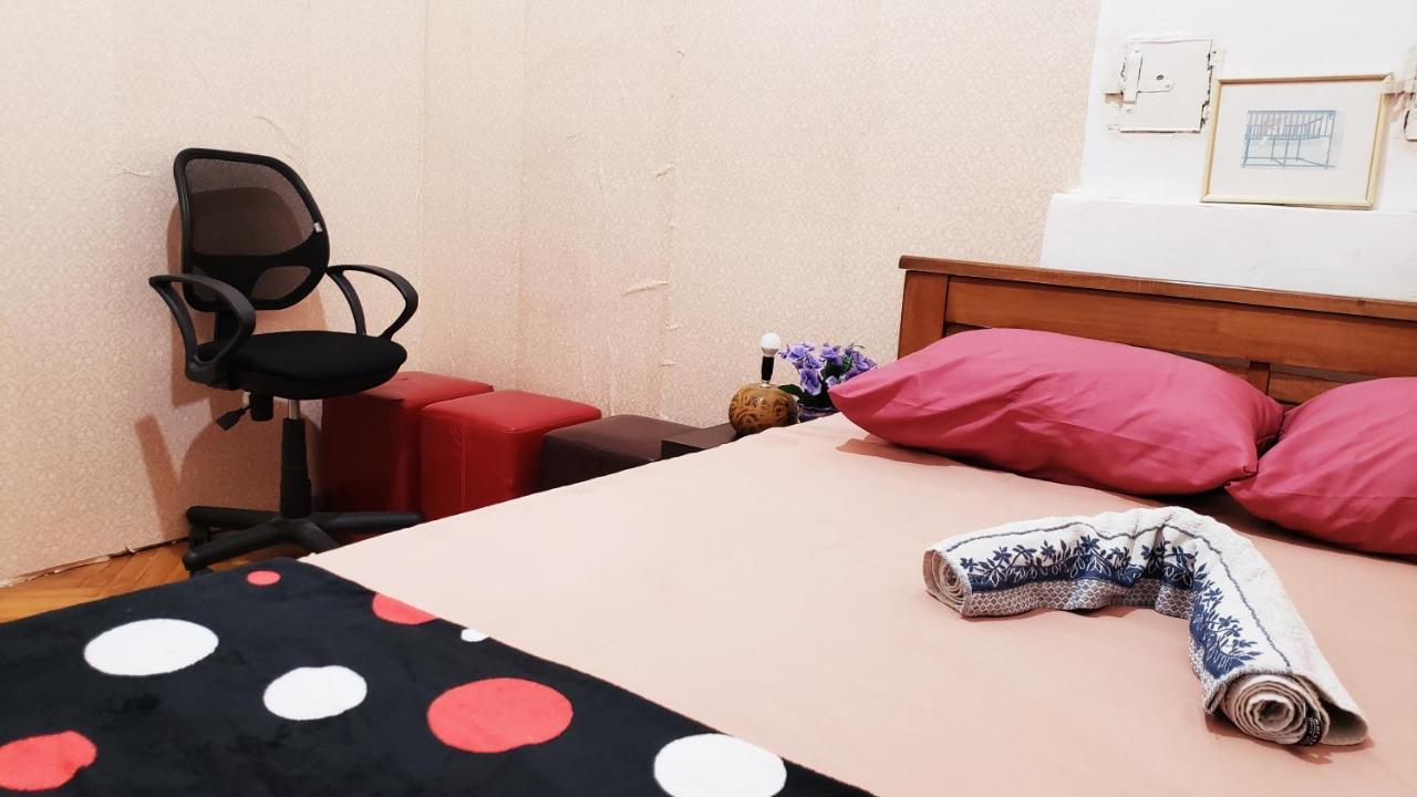 Taj Hostel Tbilisi Zewnętrze zdjęcie